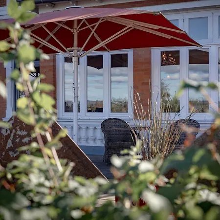 Strandvilla Strandpalais - Historischer Charme In Exklusiver Lage *