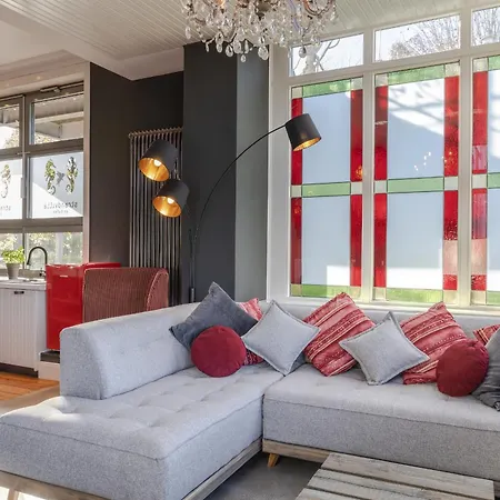 Strandvilla Strandpalais - Historischer Charme In Exklusiver Lage 아파트 Häven