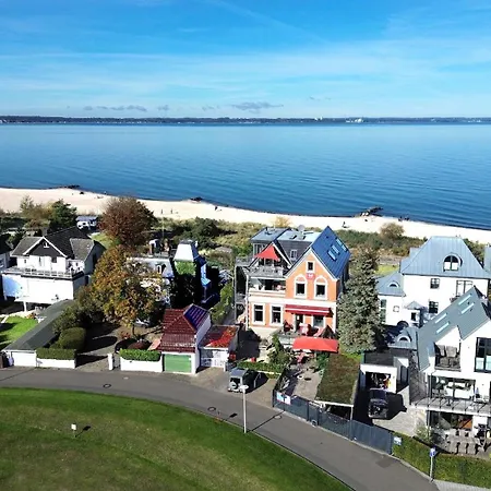 Strandvilla Strandpalais - Historischer Charme In Exklusiver Lage * Timmendorfer Strand